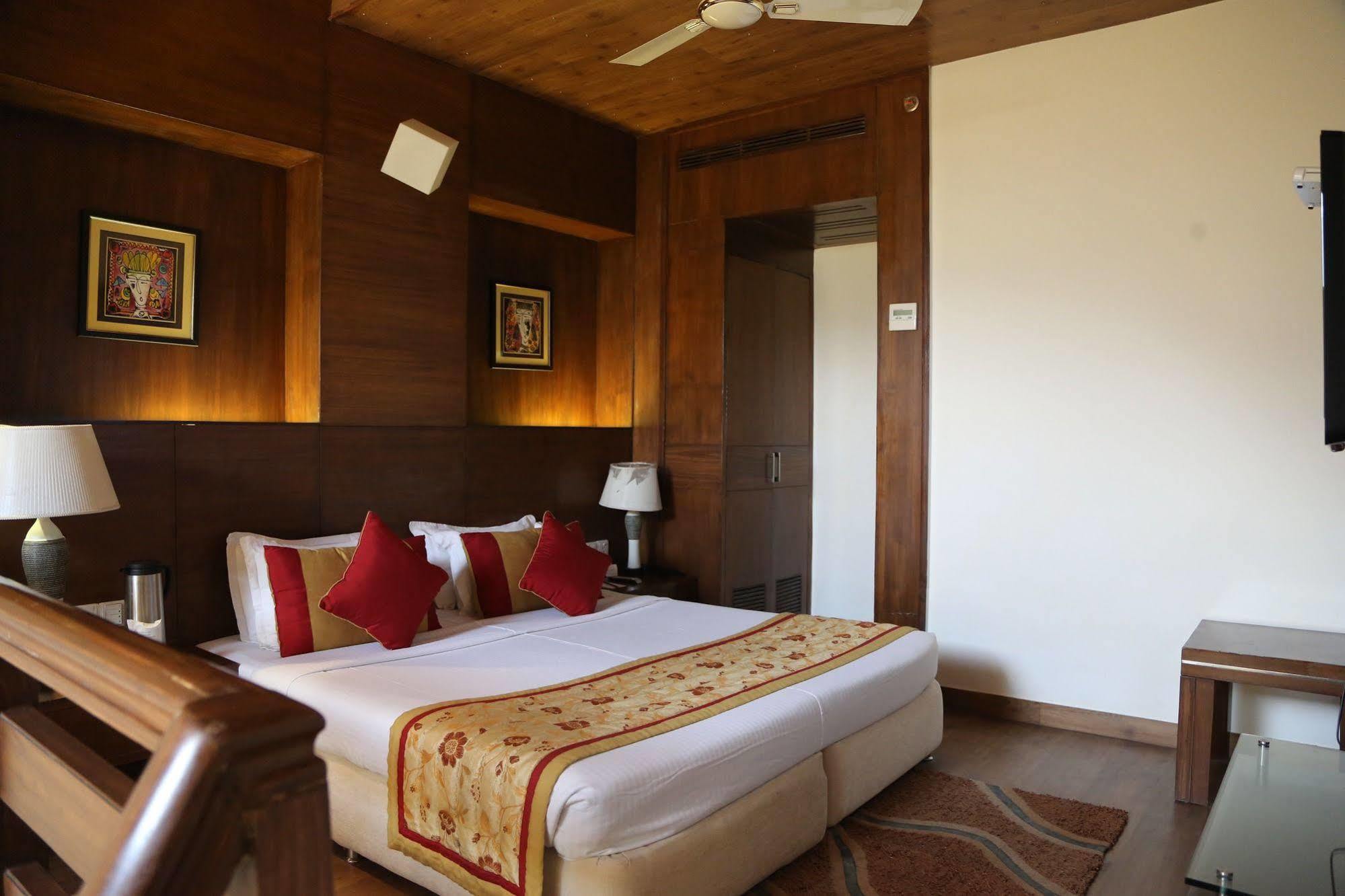 Baba Resorts Dharampur Dharampur  Exterior foto